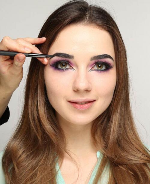 Гримм Ведьмы на Хэллоуин в домашних условиях. Красивый макияж ведьмы: как сделать в домашних условиях