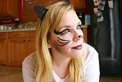 Макияж на Хэллоуин кошка. Как сделать макияж кошки на Хэллоуин 06 Макияж на Хэллоуин кошка. Как сделать макияж кошки на Хэллоуин 06