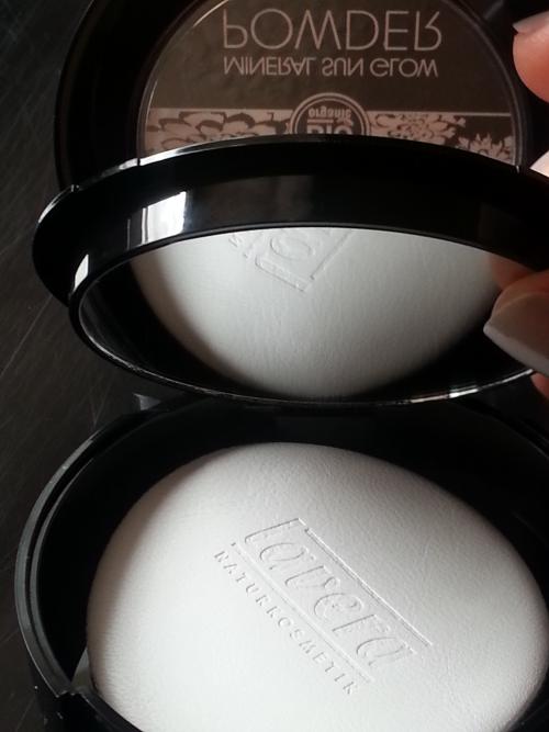 Пудра lavera. Lavera, Alverde: бронзирующая пудра в оттенке #1 Sunlight и тени-однушка в оттенке #20 Warm Vanilla