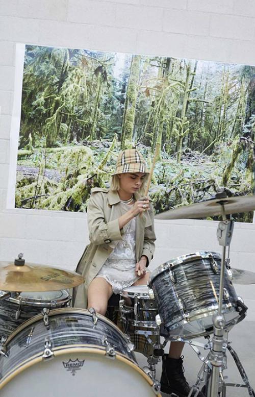 Макияж глаз кара делевинь. Кара Делевинь: Я знаю секрет идеального макияжа 01 Макияж глаз кара делевинь. Кара Делевинь: Я знаю секрет идеального макияжа 01