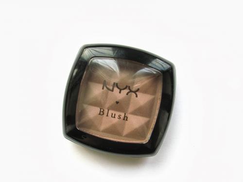 NYX Taupe скульптурирование. Румяна для скульптурирования NYX Taupe