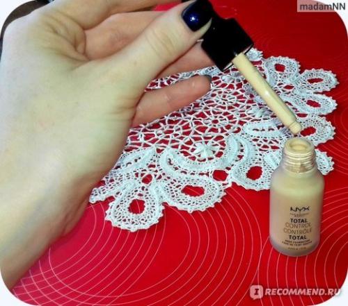 Тональный крем NYX TOTAL CONTROL. Стойкая тональная основа NYX TOTAL CONTROL DROP FOUNDATION: самый неоднозначный продукт в моей косметичке!
