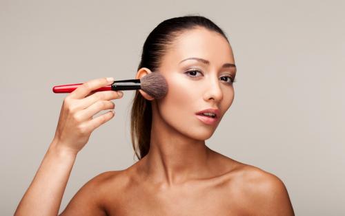 Как правильно подобрать хайлайтер, какие оттенки для какого типа. Что такое хайлайтер и как выбрать подходящие варианты