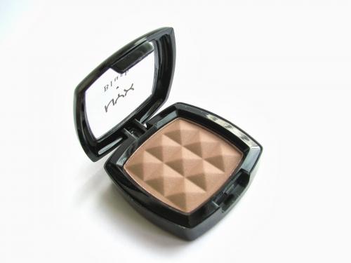 NYX Taupe скульптурирование. Румяна для скульптурирования NYX Taupe