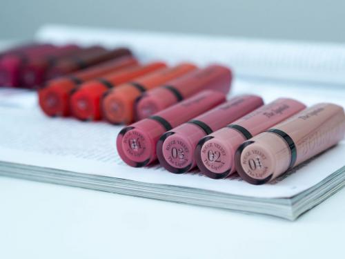 Bourjois Rouge Velvet Lipstic.  Bourjois Rouge Velvet Matte Lipstick Collection