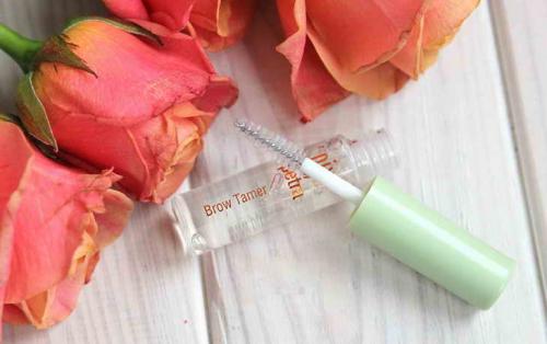 Гель для бровей красящий. Виды и форматы гелей для бровей