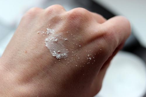 Транспарентная пудра марк. Avon MagiX Транспарентная фиксирующая пудра HD Finish Powder