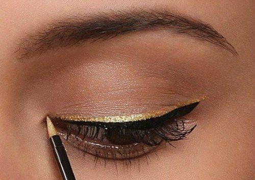 Цветные стрелки на глазах