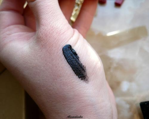 Чем смыть водостойкую тушь макс фактор. Max Factor False Lash Effect Waterproof Mascara Black. Reviews \ водостойкая тушь для ресниц. Отзыв, свотчи.