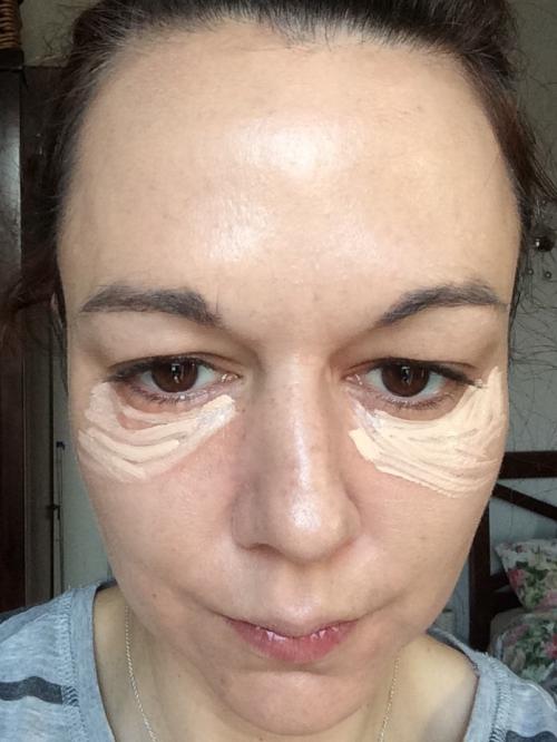 Loreal LUMI MAGIQUE concealer. L’Oreal Lumi Magique and Collection Lasting Perfection Concealers