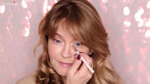 Тени для век не скатываются. 3 хитрости, чтобы тени для век не скатывались в течении дня