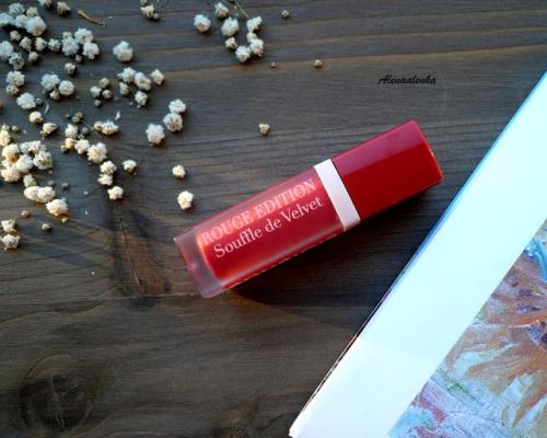 Bourjois жидкая помада для губ Rouge Edition Velvet. Bourjois Rouge Edition Souffle de Velvet #08 Carameli Melo. Reviews \ Бархатный флюид для губ. Отзыв, свотчи