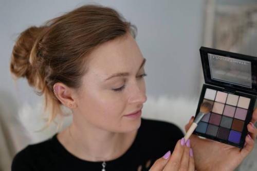 Макияж глаз Анджелины Джоли. Макияж в стиле Анджелины Джоли