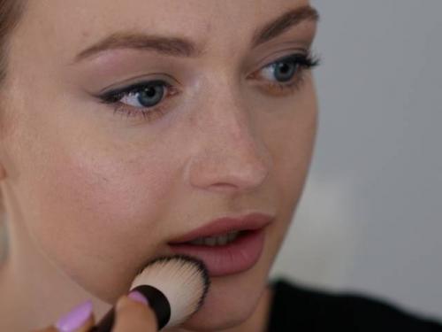 Макияж глаз Анджелины Джоли. Макияж в стиле Анджелины Джоли