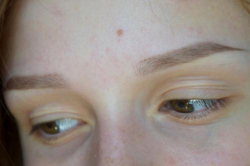 Тушь водостойкая мейбелин. СУПЕР-водостойкая тушь The Rocket volum express от Maybelline + совет, как смыть стойкий макияж