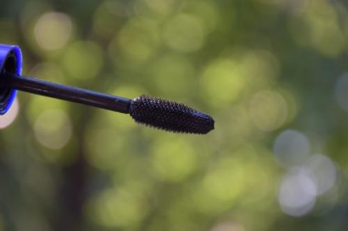 Тушь водостойкая мейбелин. СУПЕР-водостойкая тушь The Rocket volum express от Maybelline + совет, как смыть стойкий макияж