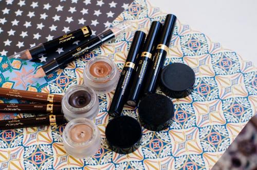 Оттеночный гель для бровей летуаль. Коллекция средств для бровей ID от Лэтуаль Selection.