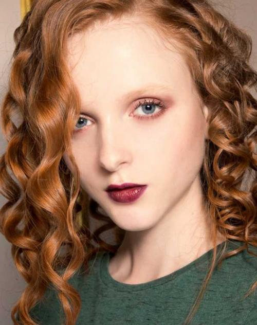 Тени для век бордовые. Бордовые тени для глаз – тренд сезона 03