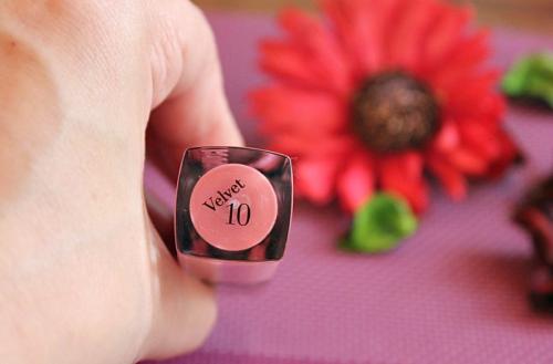 Bourjois Rouge Edition Velve.  Жидкая матовая помада Bourjois Rouge Edition Velvet в оттенке #10 Don t Pink Of It! / обзор, отзывы