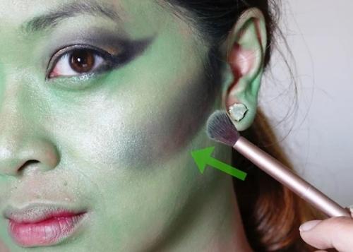 Макияж вампирши на Хэллоуин 11 Макияж вампирши на Хэллоуин 11