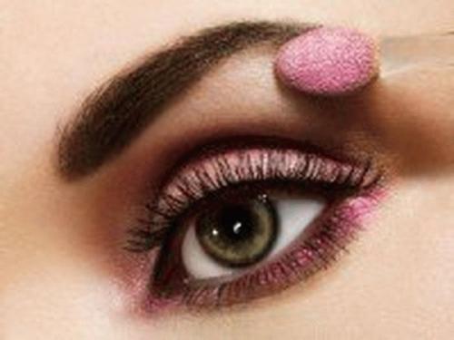 Макияж для опухших век.  Отвлекаем 04