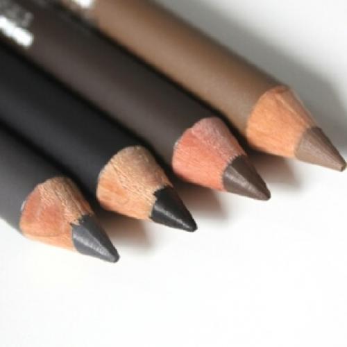 Самый стойкий карандаш для бровей. Списки лучших 27