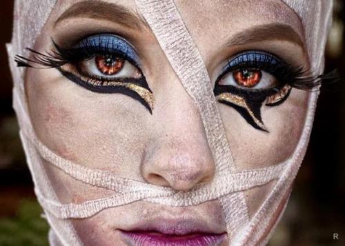 Макияж на Хэллоуин 2019. Как сделать жуткий макияж на Хэллоуин в 2019 году в домашних условиях