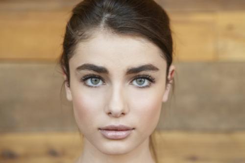 Как сделать брови густыми. Как сделать брови красивыми и густыми: маски и компрессы 08