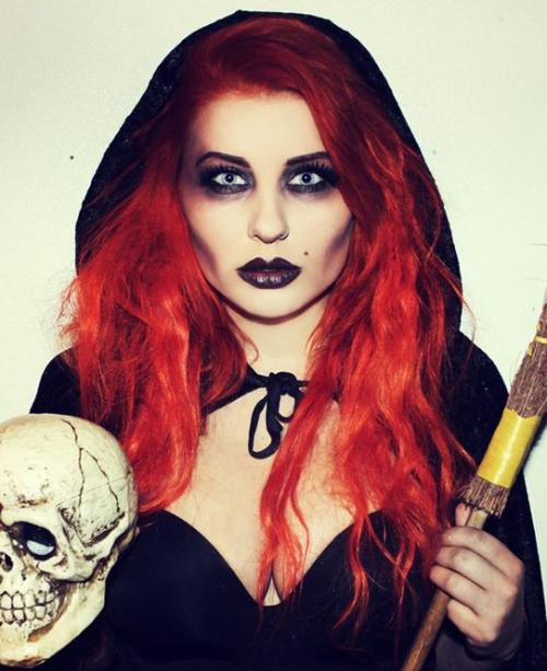 Макияж Ведьмы в домашних условиях. Шаг 6 – Наконец, подберем аксессуары