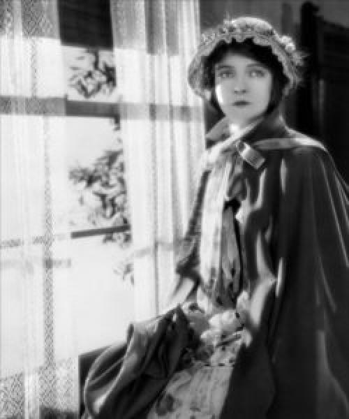 Макияж 30 х годов. История макияжа: 30-е годы 05