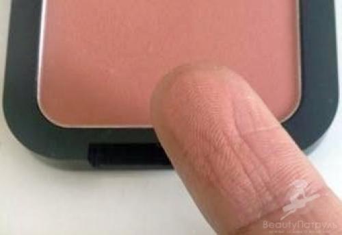 Румяна NYX professional makeup High Definition Blush тон 22 Taupe. Мой отзыв о румянах NYX High Definition Blush оттенок Taupe 09