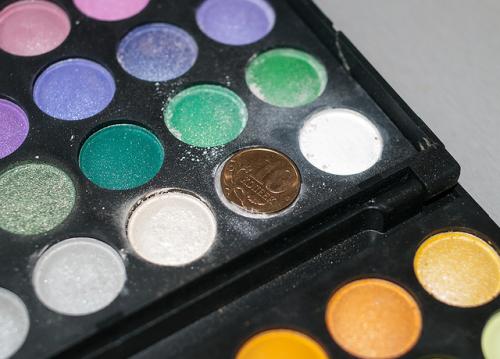 Румяна рассыпались, что делать. как спасти рассыпавшиеся тени (фотоурок)