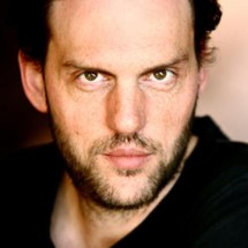 Грим на Хэллоуин Вампира. Макияж Вампира своими руками - Грим для девушек на Хэллоуин 20