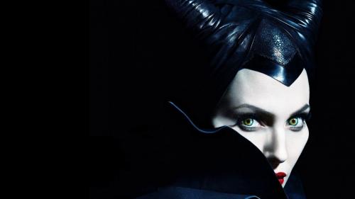 Макияж Ведьмы в домашних условиях. Шаг 6 – Наконец, подберем аксессуары