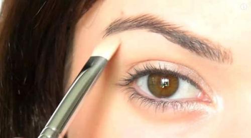 Как закрепить тени на веках. Как правильно наносить тени на веки по шагам