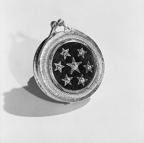 Как сделать пудру для лица в домашних условиях? Как в домашних условиях сделать пудру для лица 09