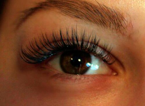 Как смыть ленинградскую тушь. Ленинградская тушь для ресниц и бровей: состав и свойства