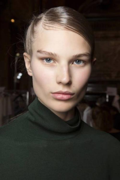 Глубоко посаженные глаза и нависшее веко. 10 правил макияжа для глубоко посаженных глаз