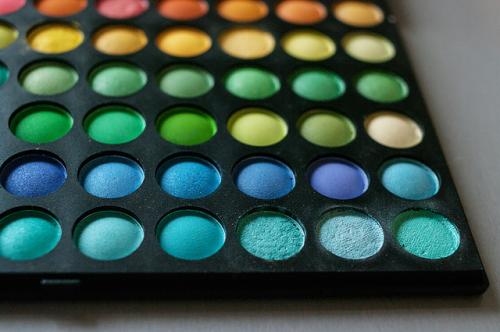 Как восстановить рассыпавшиеся тени для век. как спасти рассыпавшиеся тени (фотоурок)