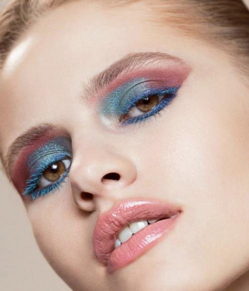 Палетки теней для зеленых глаз. Летний макияж для зеленых глаз