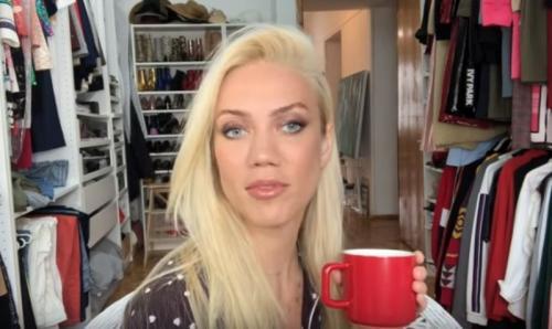 Почему тени на веках скатываются. Что же делать, если тени постоянно скатываются, и как этого избежать? 06 Почему тени на веках скатываются. Что же делать, если тени постоянно скатываются, и как этого избежать? 06