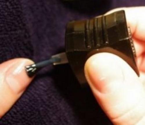 Как сделать маникюр дома самой себе. Необрезной маникюр в домашних условиях