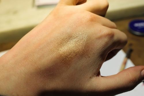 Как сделать тени для глаз в домашних условиях. Как сделать кремовые тени