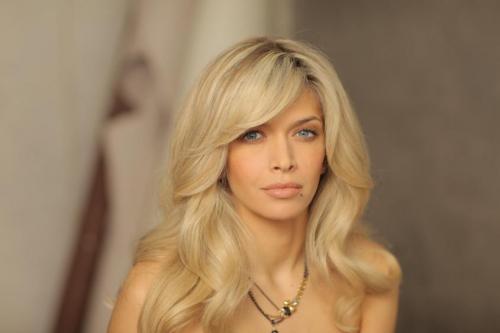 Как сделать макияж Веры брежневой. Макияж Веры Брежневой: губы 01 Как сделать макияж Веры брежневой. Макияж Веры Брежневой: губы 01