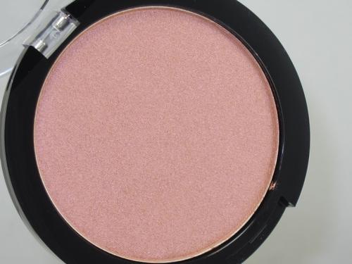 Nyx Duo Chromatic Illuminating Powder crushed bloom. NYX Duo Chromatic Illuminating Powder Review Swatches