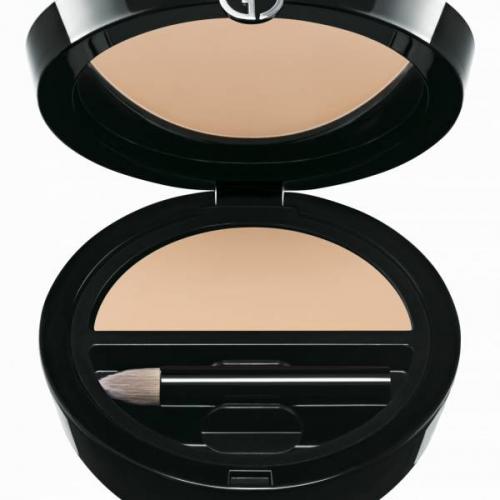 Как замаскировать прыщи консилером. Корректор от прыщей: как использовать и какой выбрать?