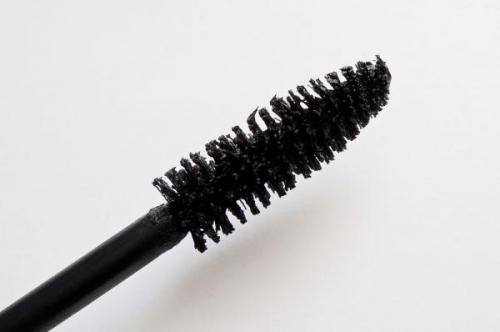 Какая кисточка для подкручивания ресниц. Как понять, какая форма кисточки для туши нужна вашим ресницам