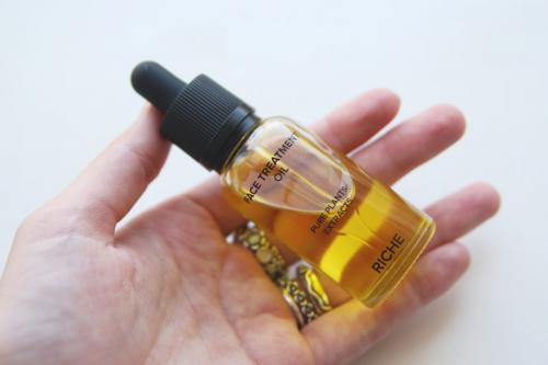 Масло праймер. RICHE масло-уход, масло-праймер и альгинатные маски