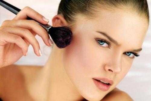 Тени вместо румян. Чем можно заменить румяна