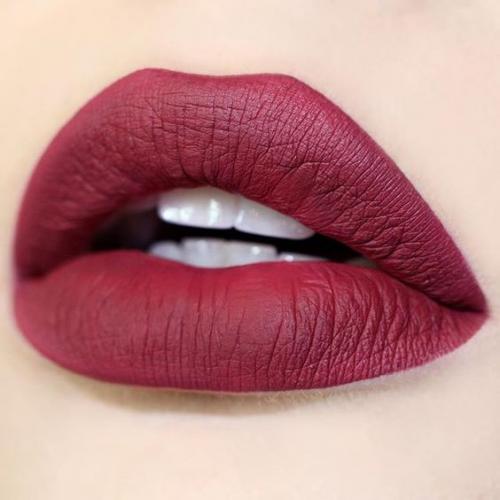 Модный цвет помады лето 2019. Яркие матовые помады